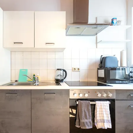 Monteur-wohnung Mit 2 Schlafzimmer In Fuer 4 Personen Apartment *