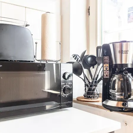 Monteur-wohnung Mit 2 Schlafzimmer In Fuer 4 Personen Apartment