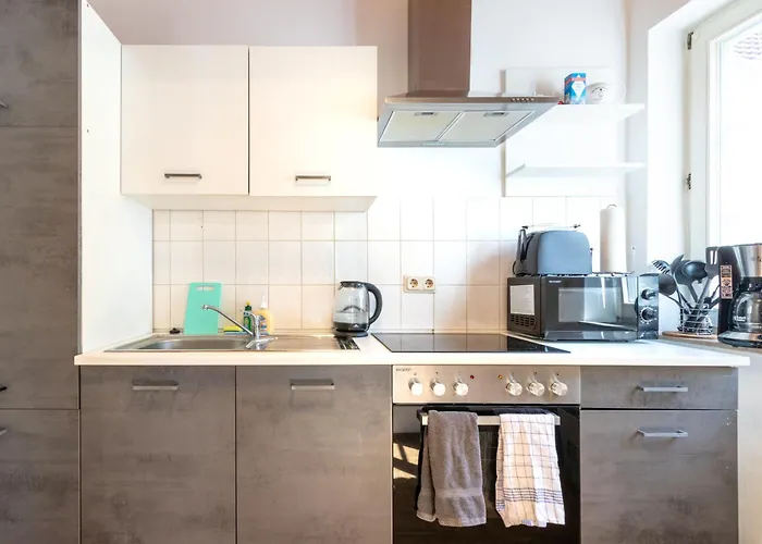 Monteur-wohnung Mit 2 Schlafzimmer In Für 4 Personen Apartamento *