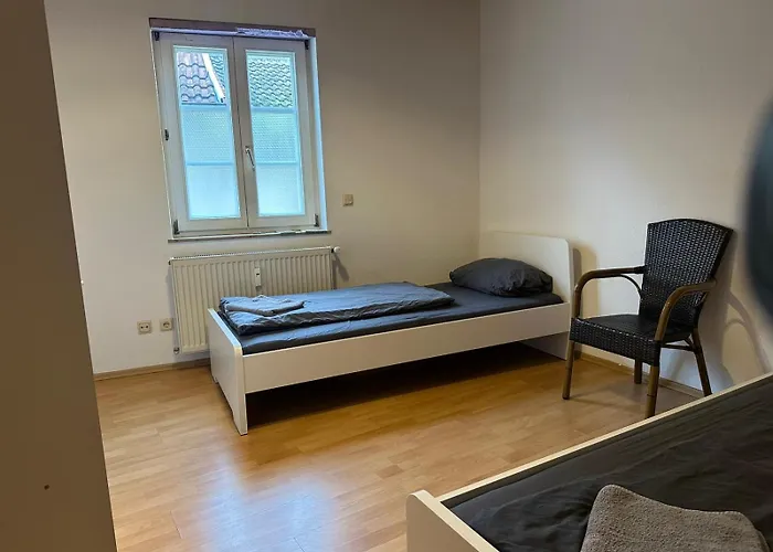Monteur-wohnung Mit 2 Schlafzimmer In Für 4 Personen Apartamento Alzey